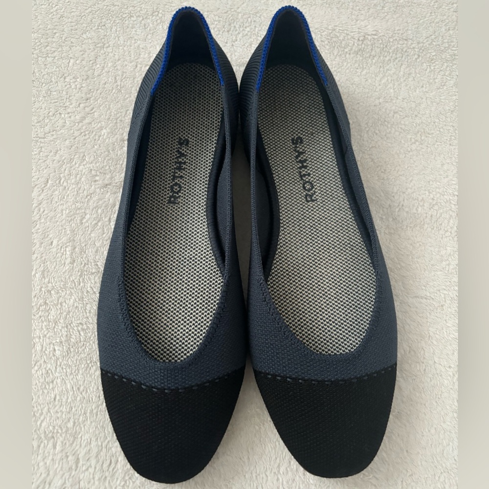 NWOT Rothy’s shoes.
